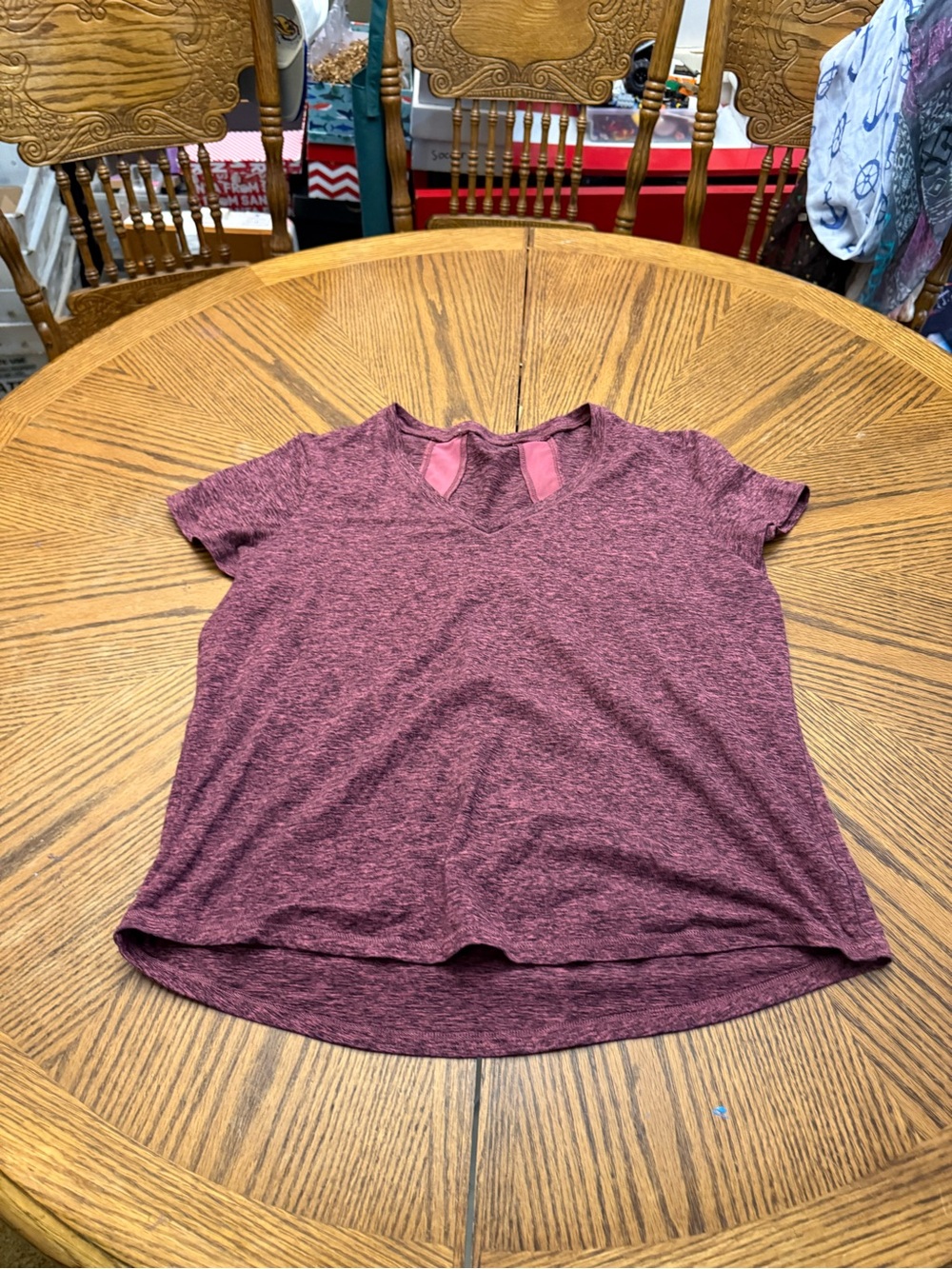Women's Short Sleeve Cutout Tee - Maroon